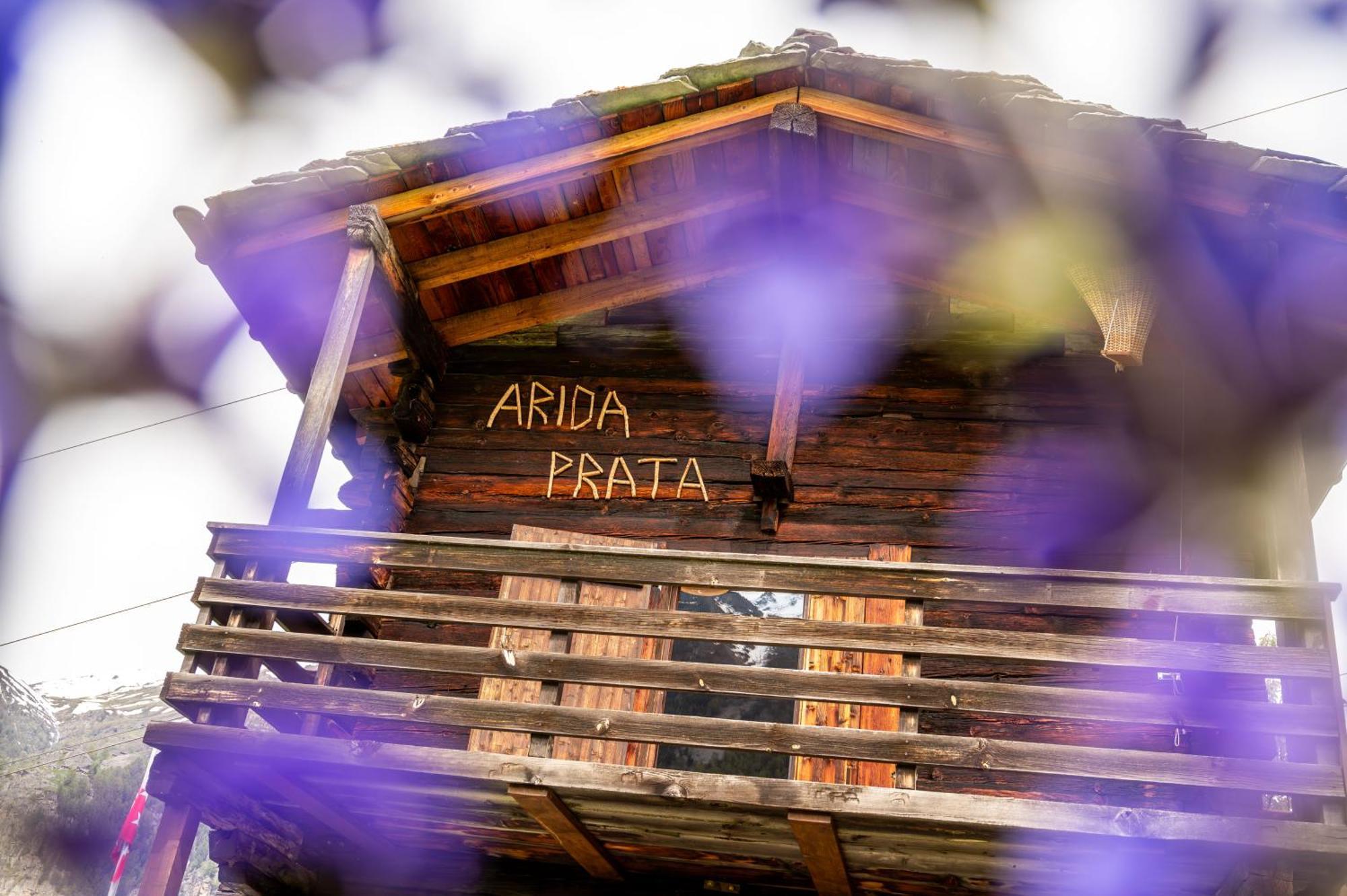 korn-stadel ARIDA PRATA natur pur Grächen Exterior foto